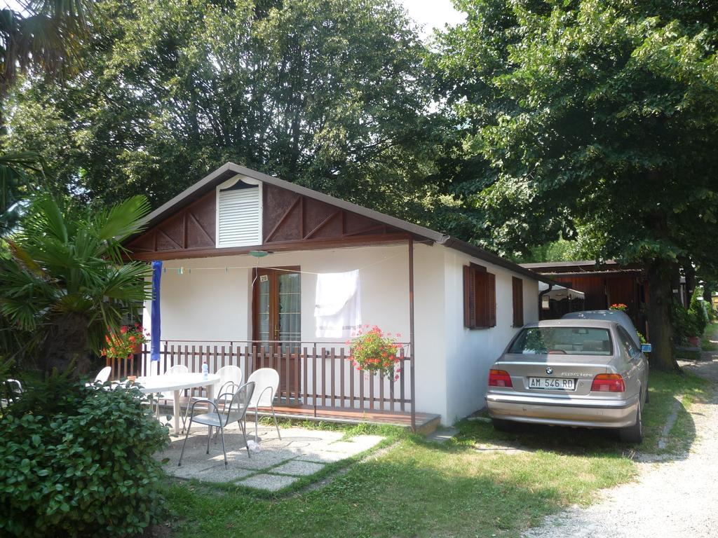 Ferienpark Camping Hotel Au Lac De Como *