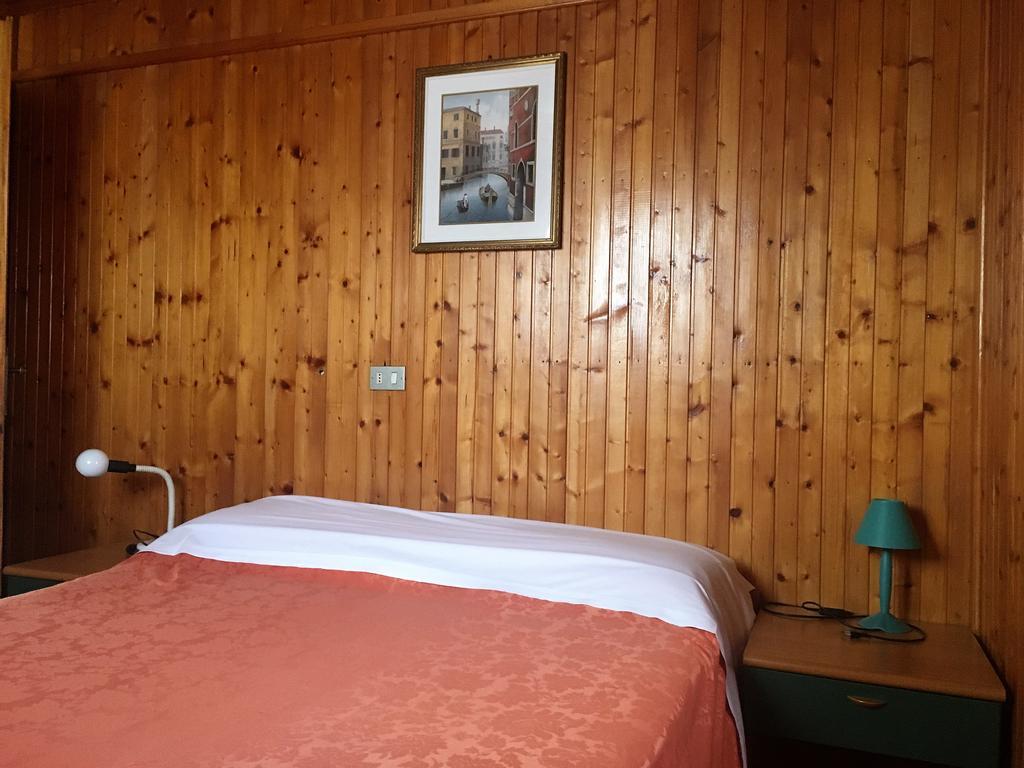 Camping Hotel Au Lac De Como Ferienpark *