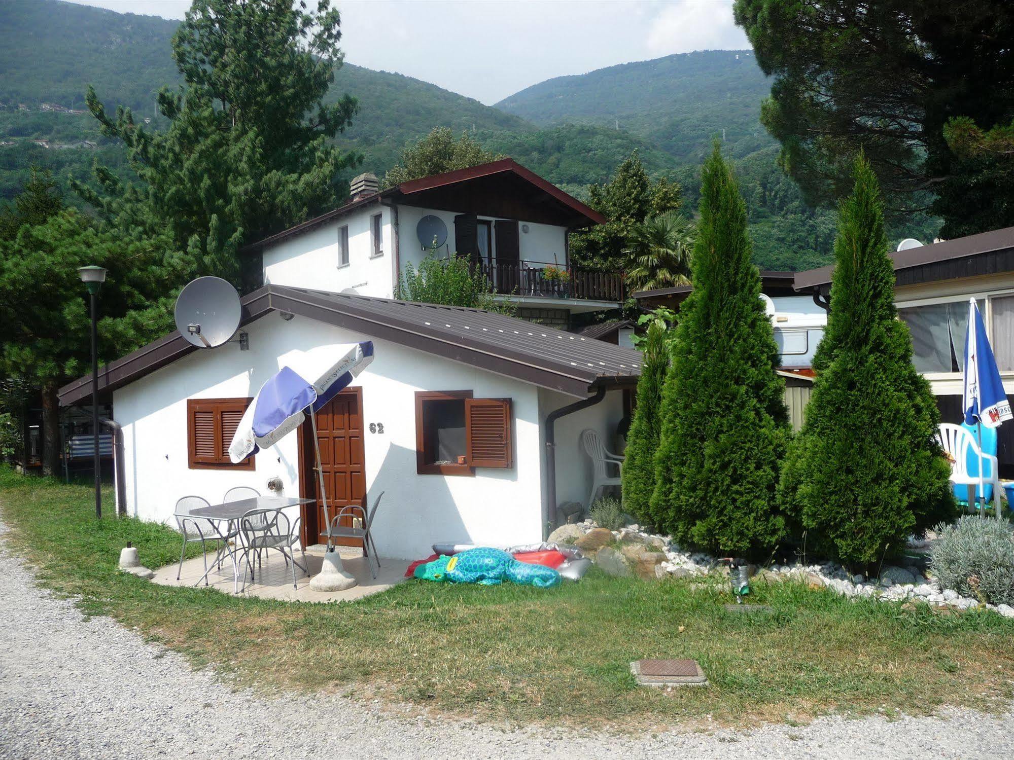 Ferienpark Camping Hotel Au Lac De Como *